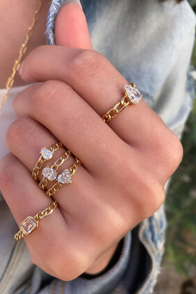 Heart Shaped Diamond Vintage Chain Ring, 18k Yellow Gold & Diamond